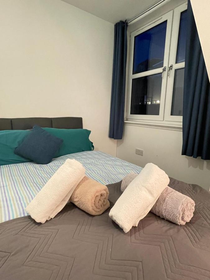 Carvetii - Edward House D - 2 Dbl Bed 2Nd Floor Flat Apartment Dunfermline Exterior photo